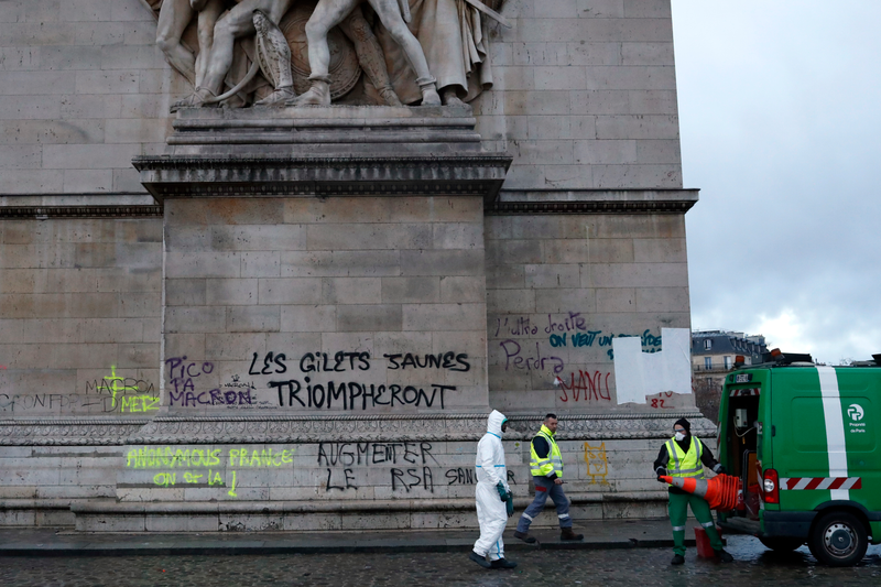Illustration for article titled France Backs Down on New Fuel Taxes After Car-Burning Riots